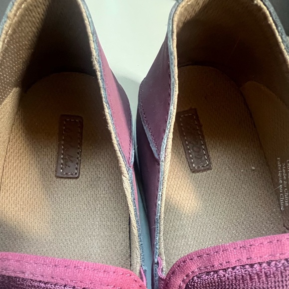 Olukai Pehuea Burgundy Mesh Slip On - Picture 5 of 5